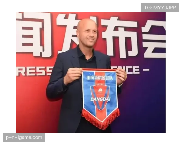 克鲁伊夫技术理念持续演进，引领足球战术新革命