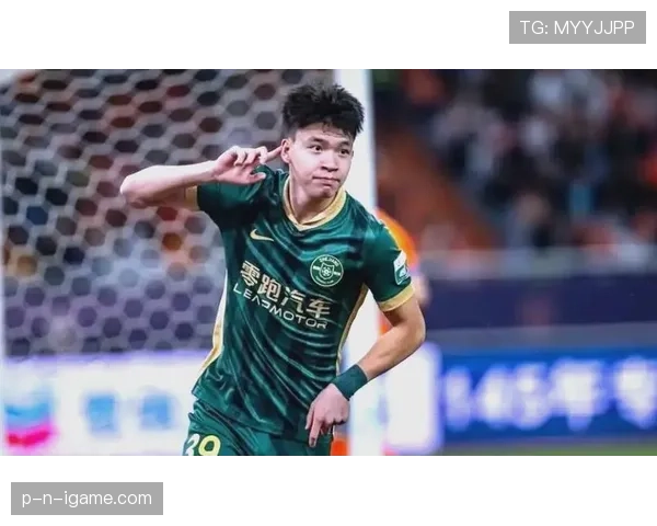 中超杯激战正酣:明星球员闪耀赛场,球队状态回升全力争冠 中超杯激战正酣:明星球员闪耀赛场,球队状态回升全力争冠