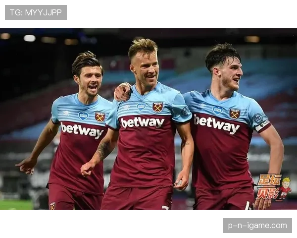 诺维奇城升降机命运再上演：怀旧与希望交织，球迷翘首以盼新篇章