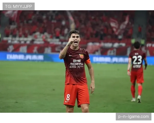 中超保级大战白热化，各队全力冲刺为生存而战